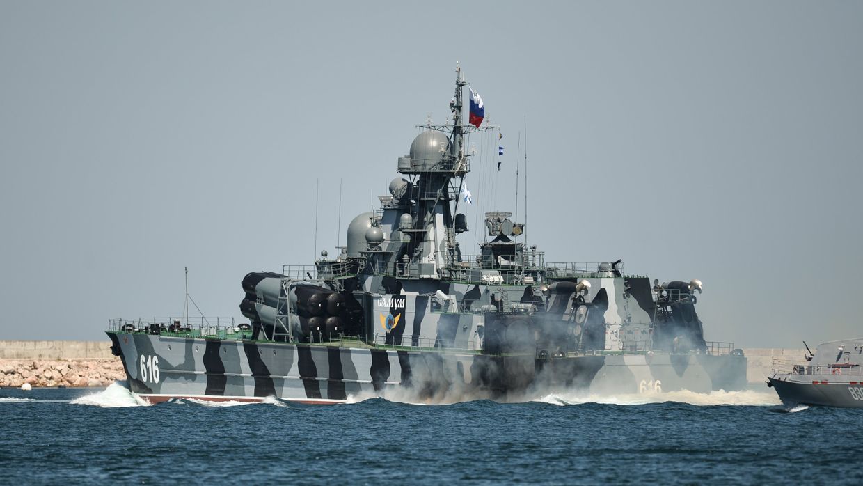 Малый ракетный корабль на воздушной подушке Самум Черноморского флота ВМФ России