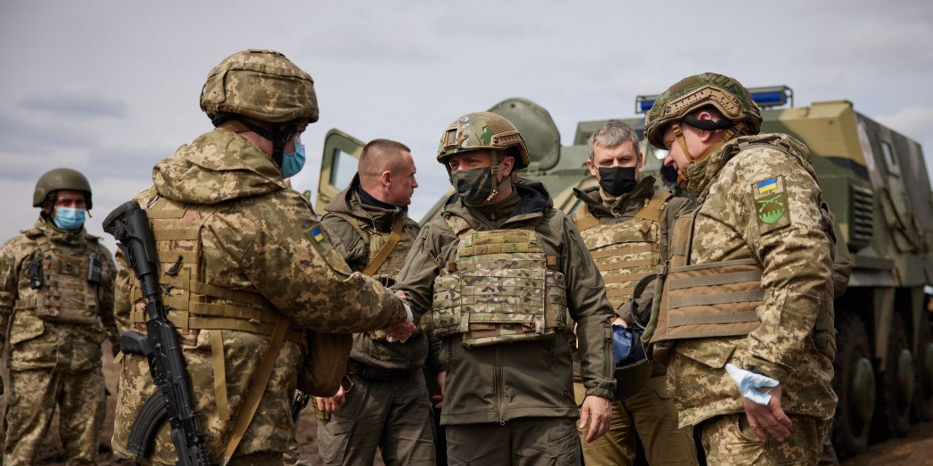 Рабочая поездка президента Украины Владимира Зеленского в Донбасс - ИноСМИ, 1920, 14.04.2021