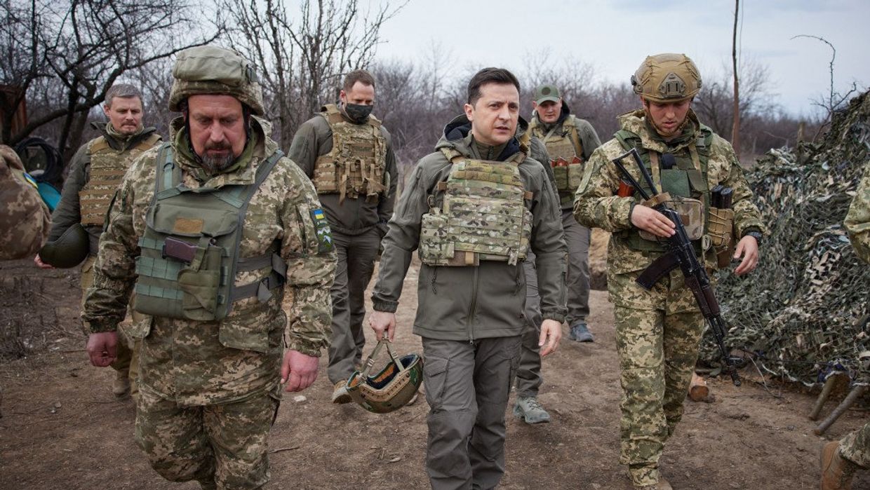 Рабочая поездка президента Украины Владимира Зеленского в Донбасс