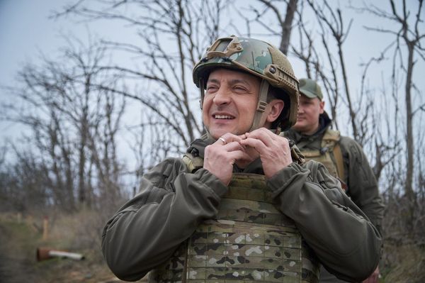 Рабочая поездка президента Украины Владимира Зеленского в Донбасс