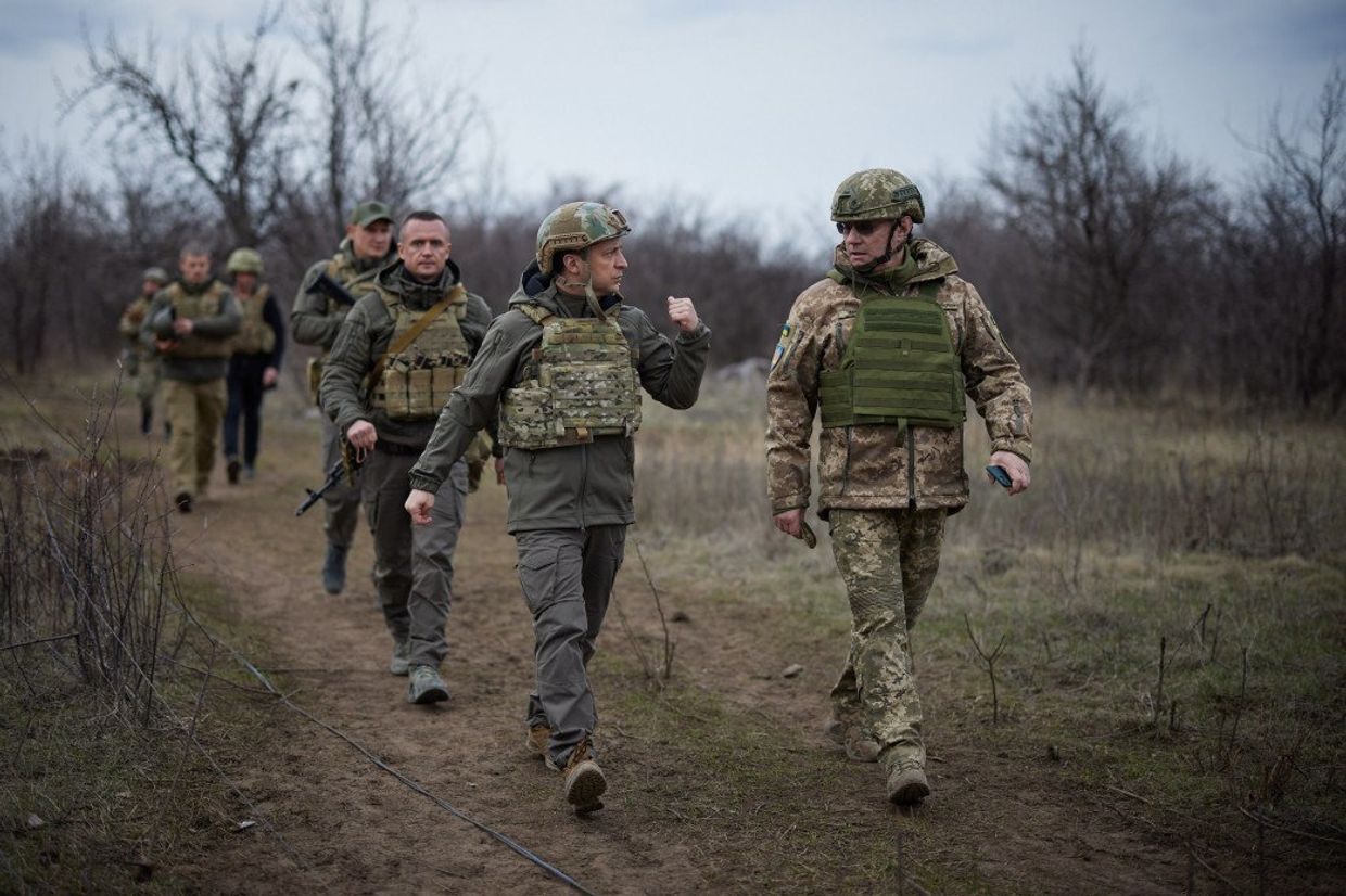 Рабочая поездка президента Украины Владимира Зеленского в Донбасс