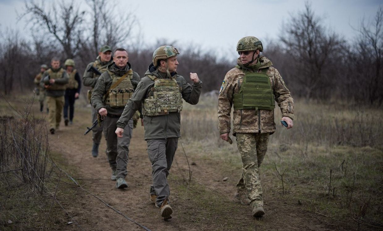 Рабочая поездка президента Украины Владимира Зеленского в Донбасс Рабочая поездка президента Украины Владимира Зеленского в Донбасс