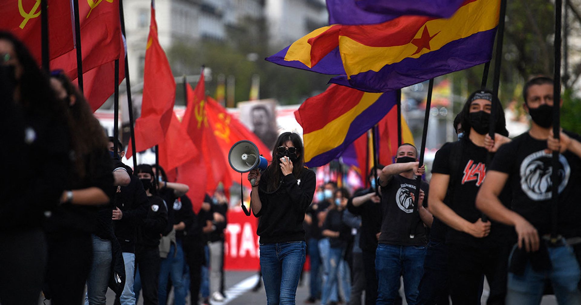 Участники демонстрации в Мадриде, Испания Участники демонстрации в Мадриде, Испания - ИноСМИ, 1920, 16.04.2021