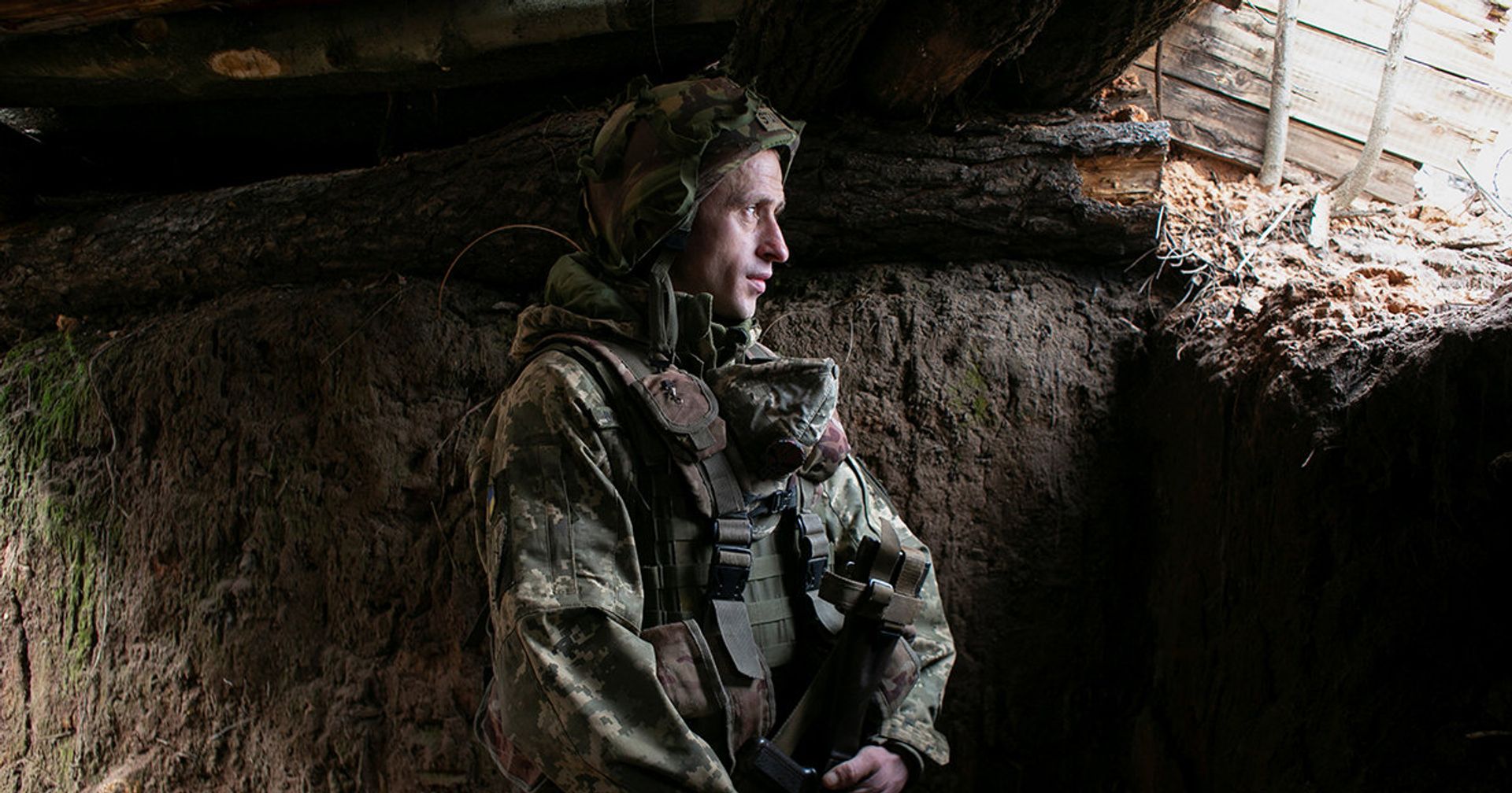 Украинский военный на линии разграничения между ДНР и Украиной - ИноСМИ, 1920, 16.04.2021