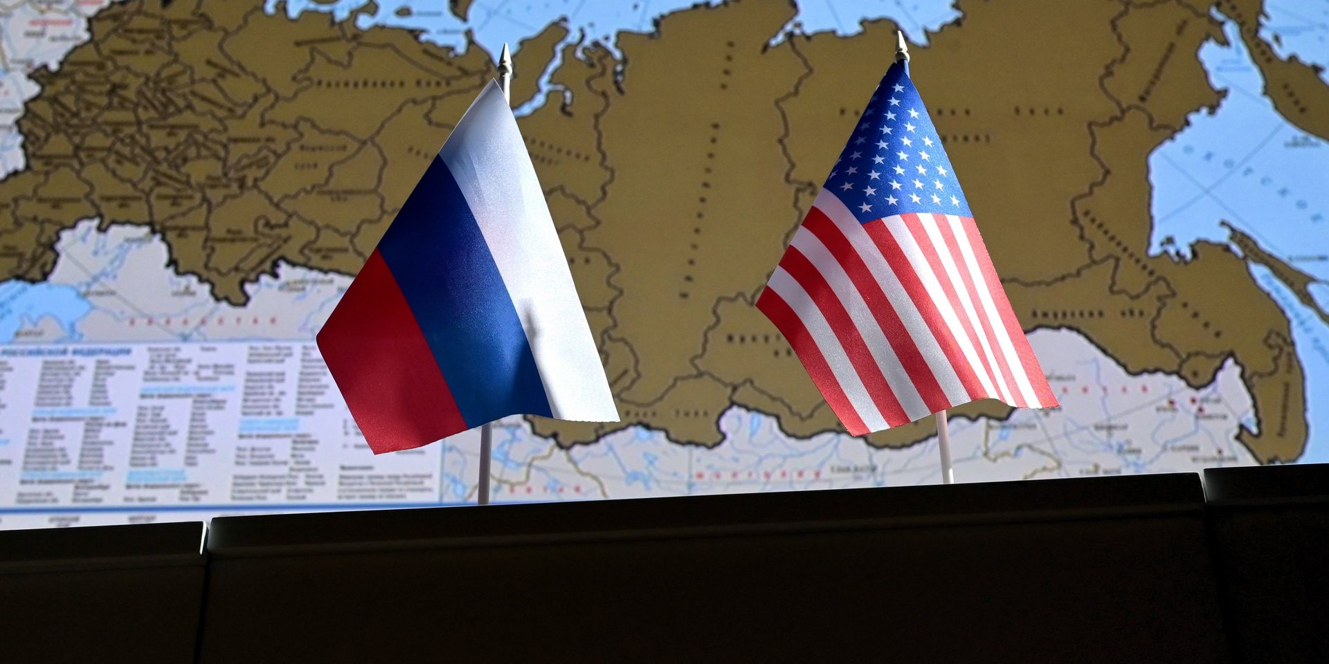 Государственные флаги России и США - ИноСМИ, 1920, 07.05.2024