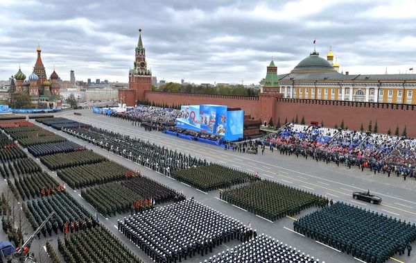 Военный парад в честь 76-й годовщины Победы