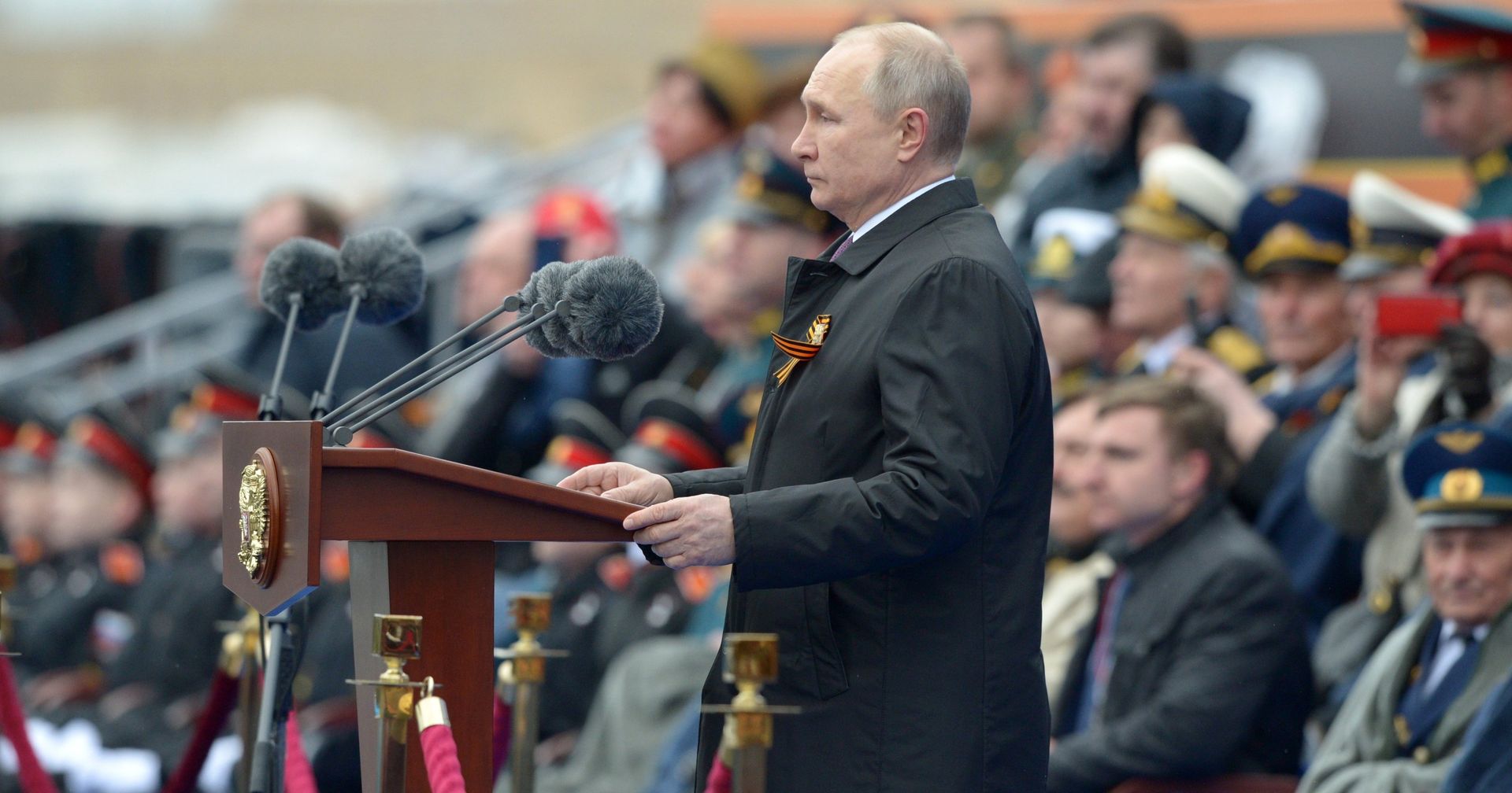 Президент РФ В. Путин на военном параде в честь 76-й годовщины Победы в ВОВ - ИноСМИ, 1920, 11.05.2021