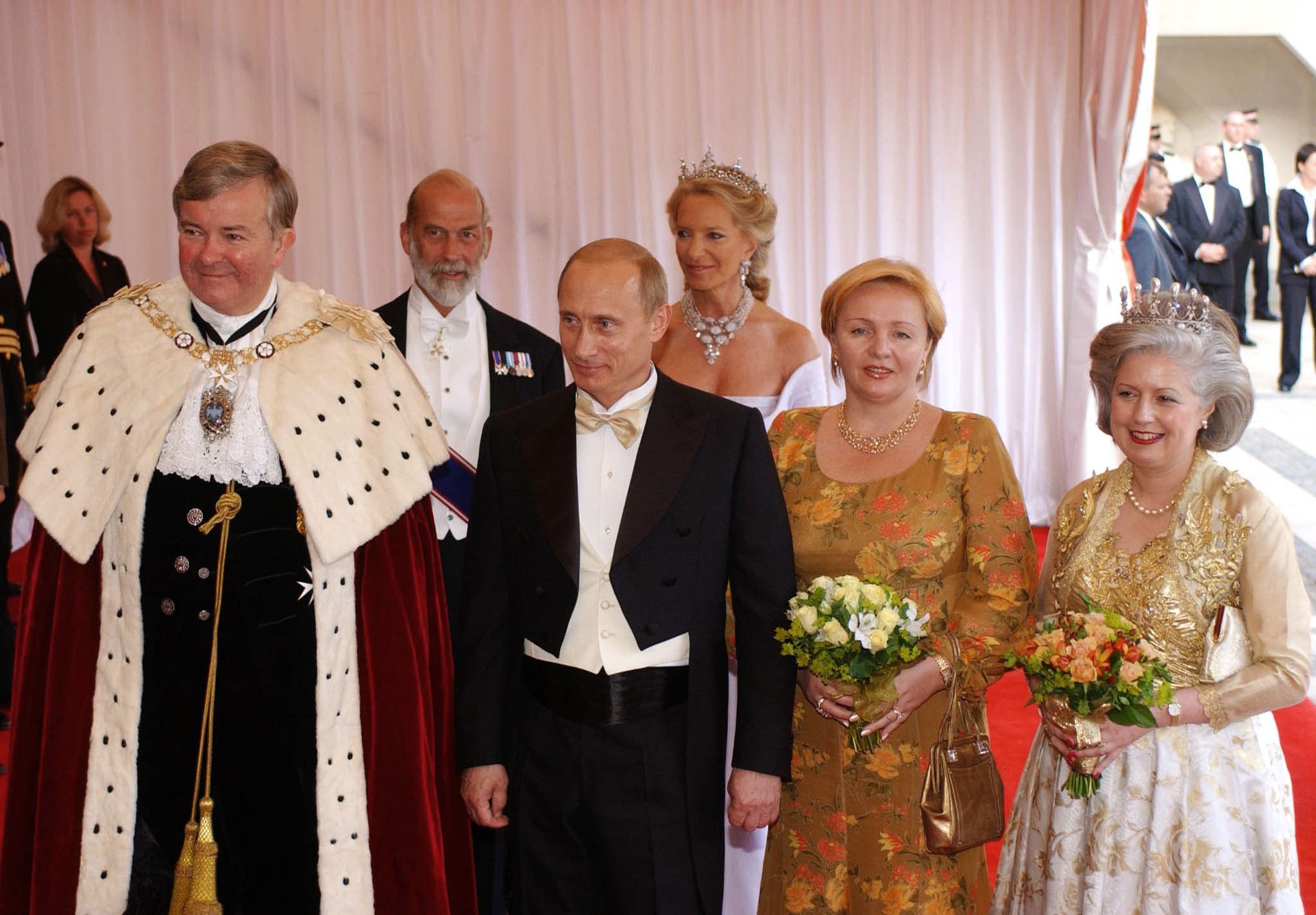Праздничный обед в честь президента России Владимира Путина. Лондон, 2003 год - ИноСМИ, 1920, 11.05.2021