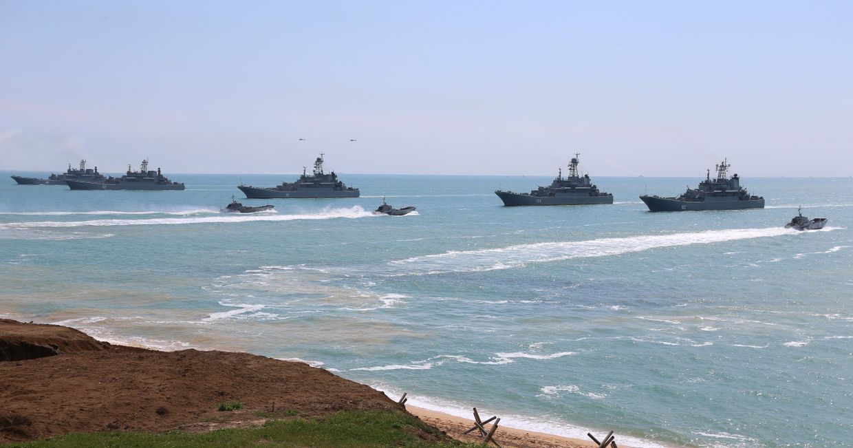 Учения войск ЮВО и ВДВ в Крыму