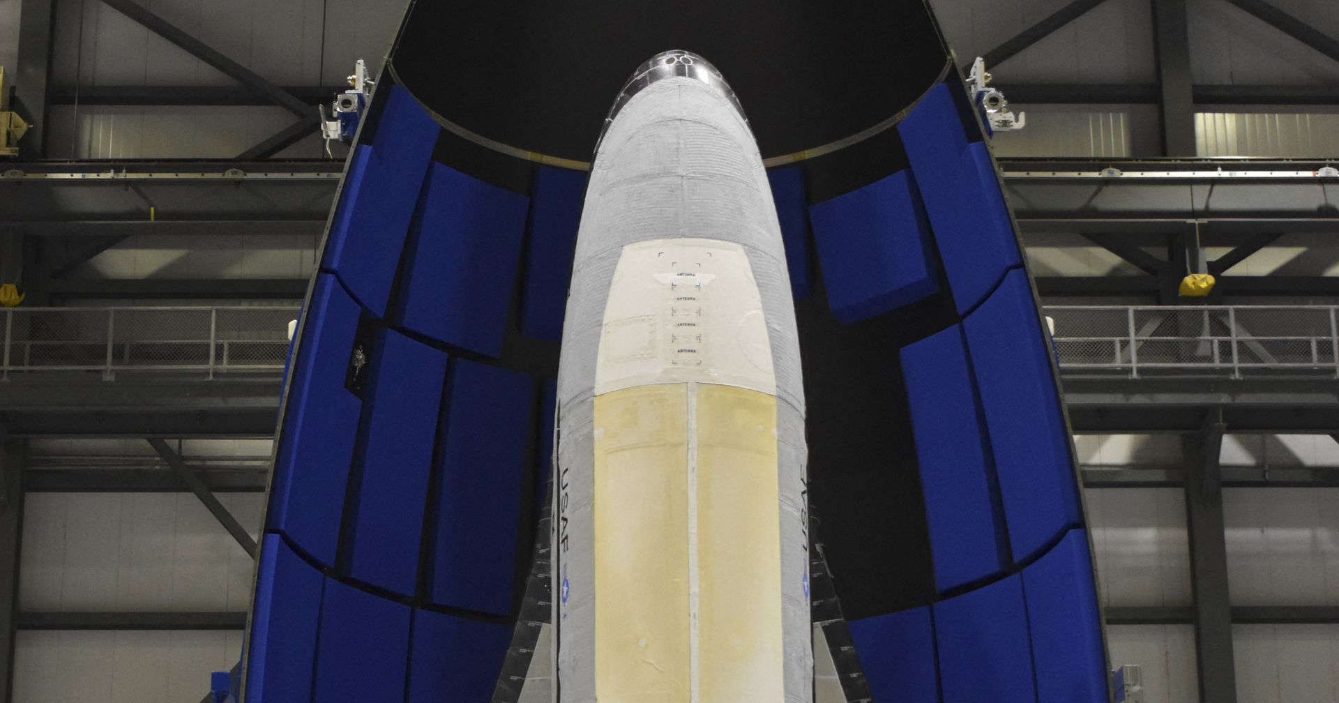 Беспилотный летательный аппарат Boeing X-37B Беспилотный летательный аппарат Boeing X-37B - ИноСМИ, 1920, 26.05.2021