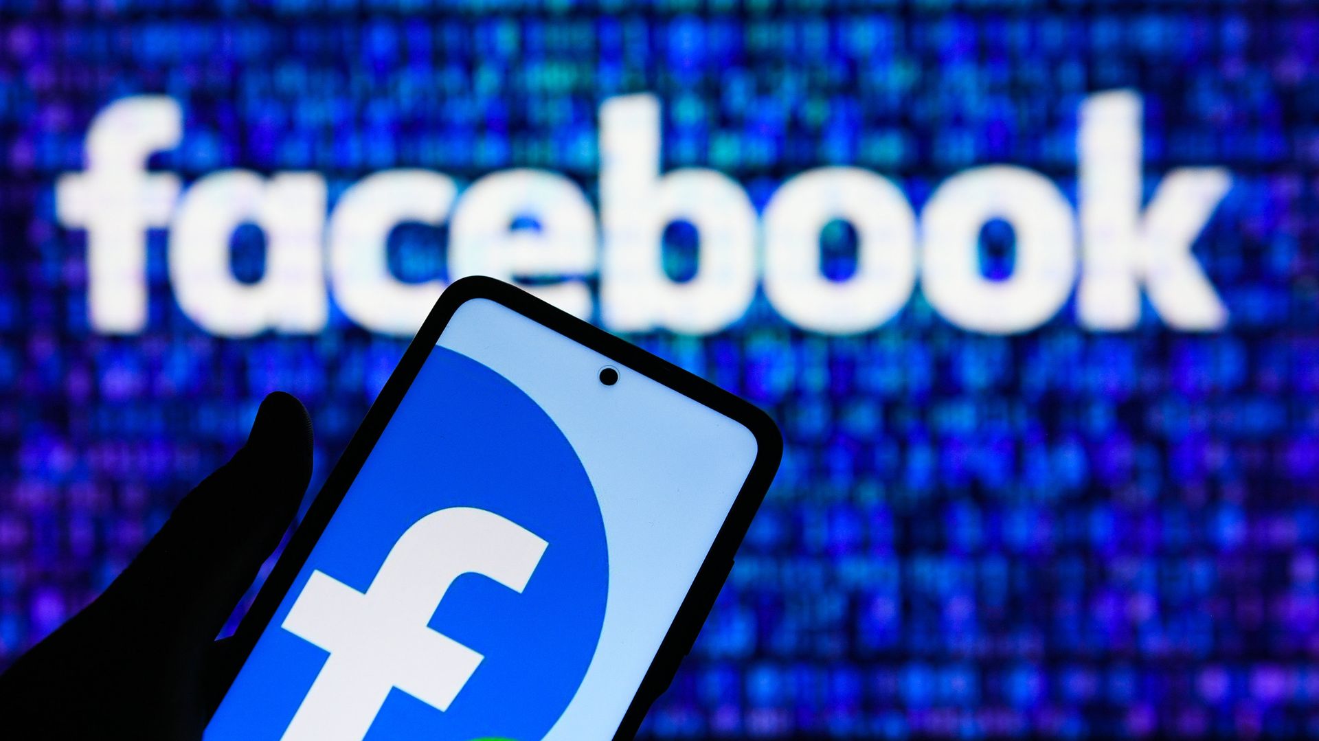 Приложение социальной сети Facebook в мобильном телефоне - ИноСМИ, 1920, 31.10.2021