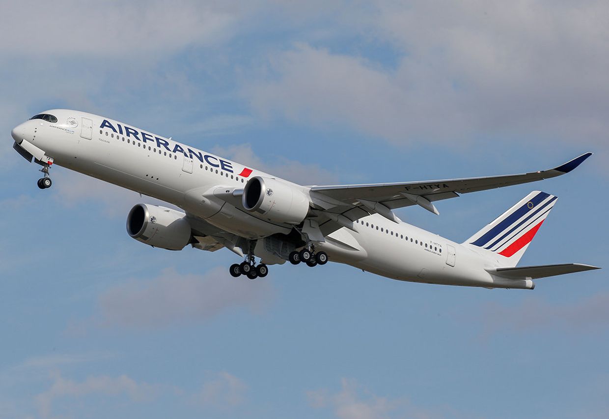Самолет Air France Airbus A350