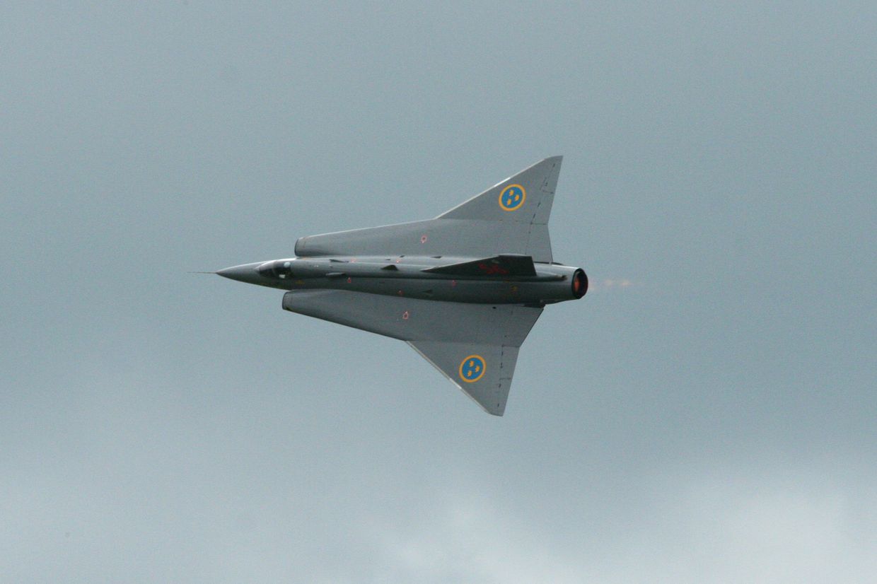 Шведский сверхзвуковой истребитель Saab 35 Draken