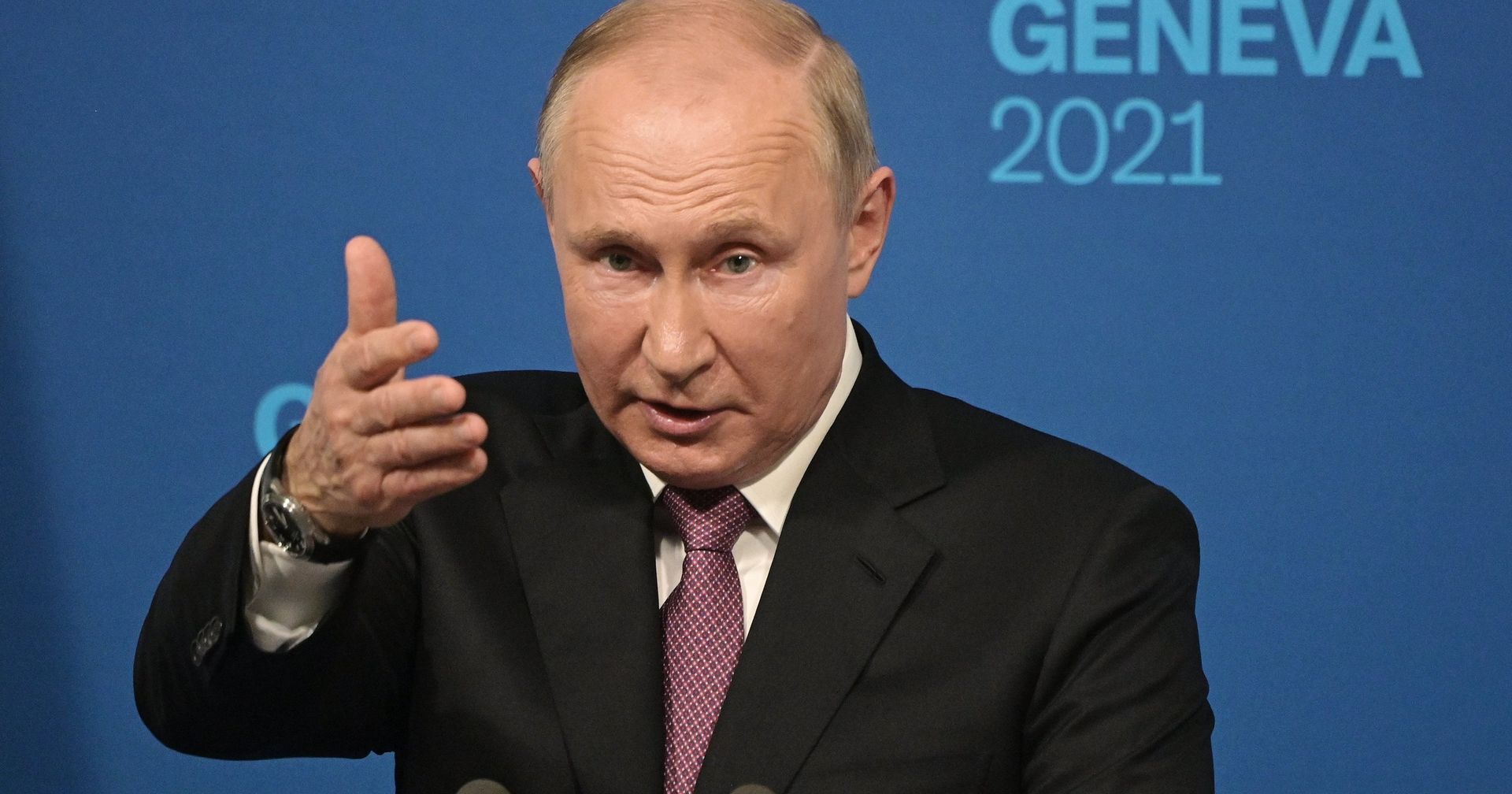 Президент РФ Владимир Путин на пресс-конференции по итогам переговоров с президентом США Джо Байденом в Женеве - ИноСМИ, 1920, 21.08.2021