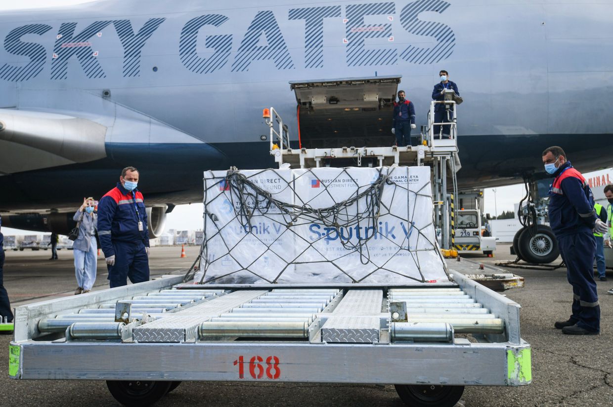 Партия российской вакцины Спутник V от коронавирусной инфекции covid-19 доставлена в Баку Партия российской вакцины Спутник V от коронавирусной инфекции covid-19 доставлена в Баку