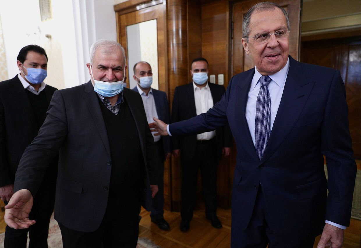 Встреча главы МИД РФ С. Лаврова с руководителем фракции движения Хизбаллы М. Раадом Встреча главы МИД РФ С. Лаврова с руководителем фракции движения Хизбаллы М. Раадом