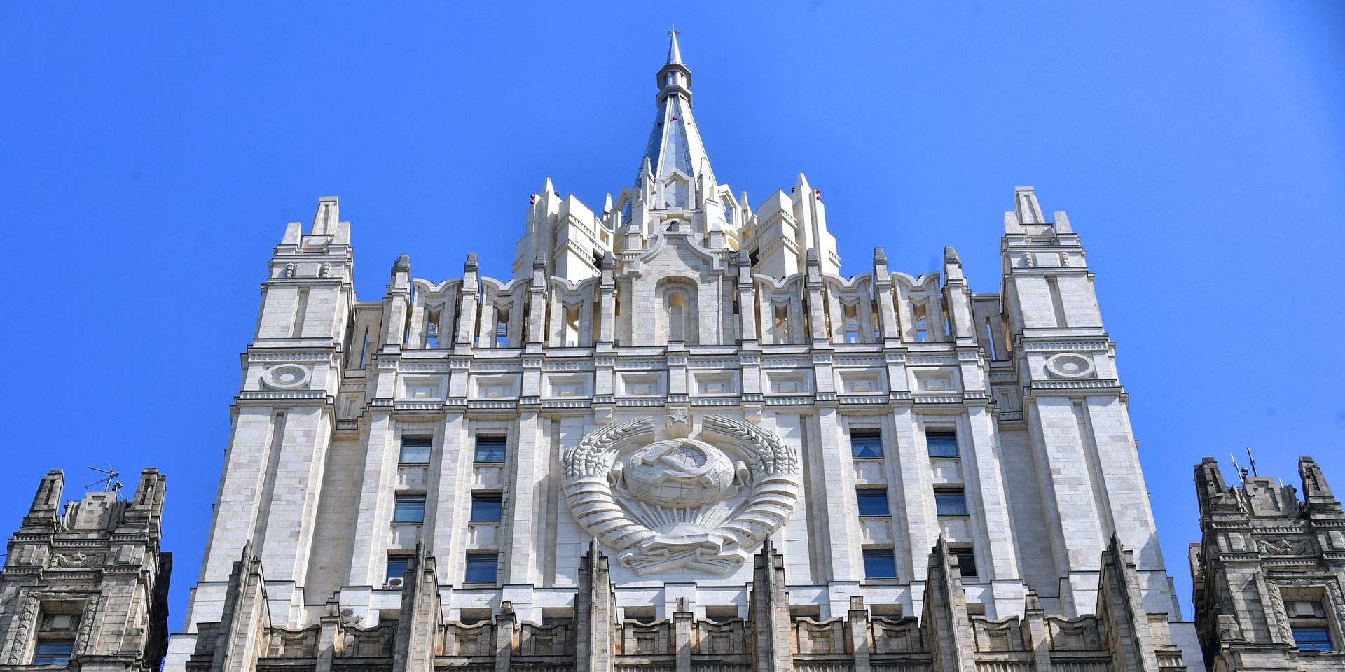 Здание Министерства иностранных дел РФ на Смоленской-Сенной площади в Москве Здание Министерства иностранных дел РФ на Смоленской-Сенной площади в Москве - ИноСМИ, 1920, 09.07.2021