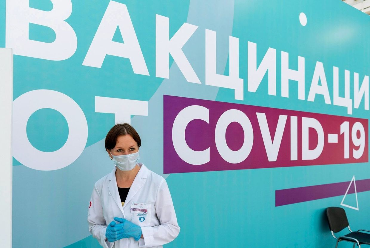 Открытие центра вакцинации в Гостином дворе
