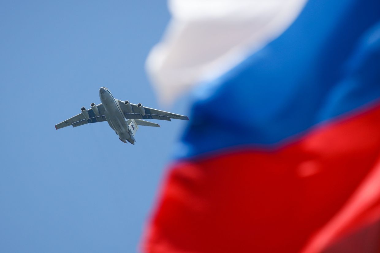 Самолет Ил-76
