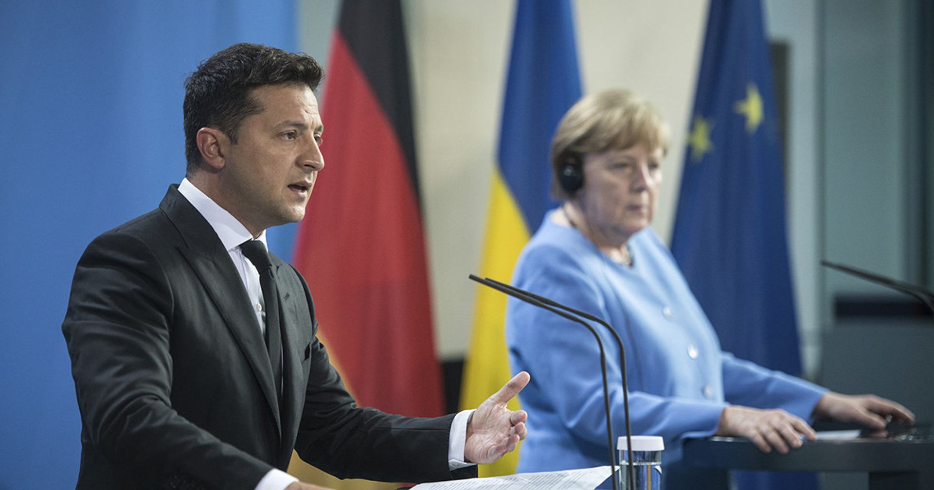 Канцлер Германии Ангела Меркель и президент Украины Владимир Зеленский в Берлине - ИноСМИ, 1920, 17.08.2021
