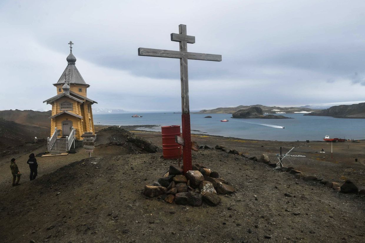 Мероприятия на Беллинсгаузене в честь 200-летия открытия Антарктиды русскими моряками