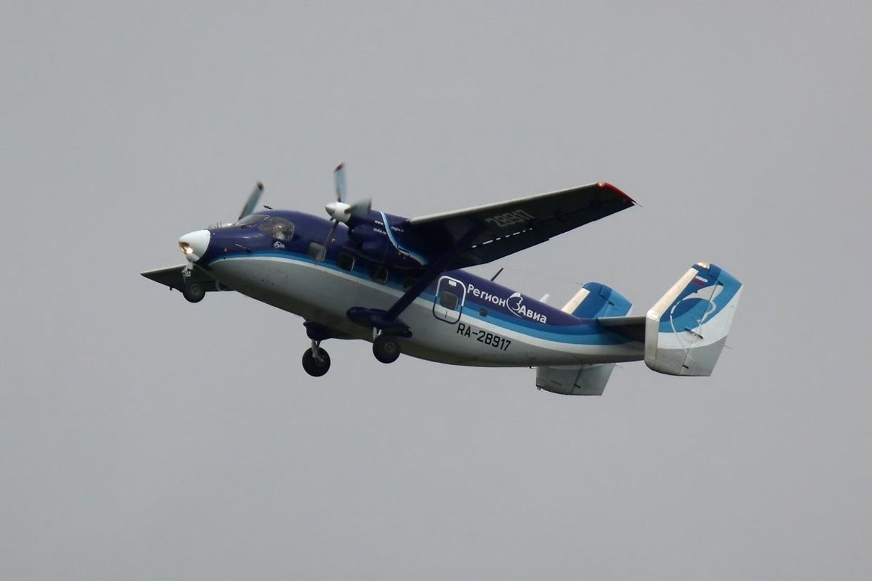 Пассажирский самолёт Ан-28