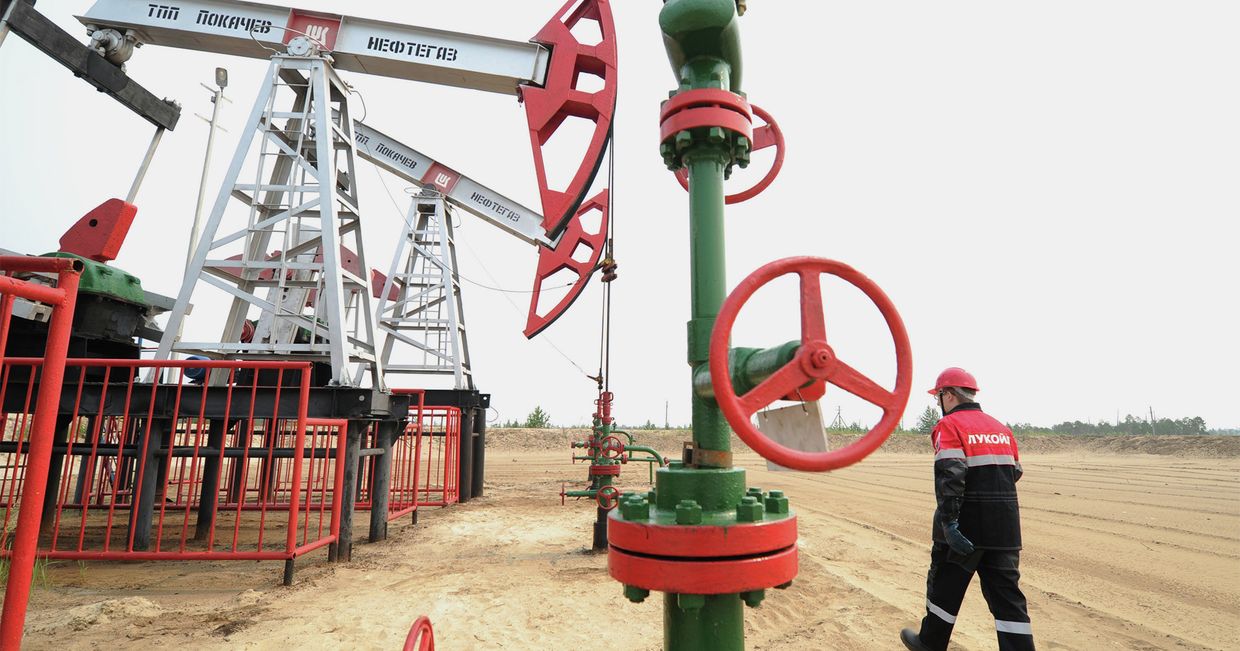 Добыча нефти в городах Ханты-Мансийского автономного округа