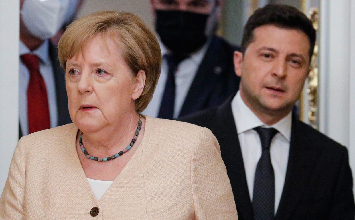 Президент Украины Владимир Зеленский и канцлер Германии Ангела Меркель в Киеве