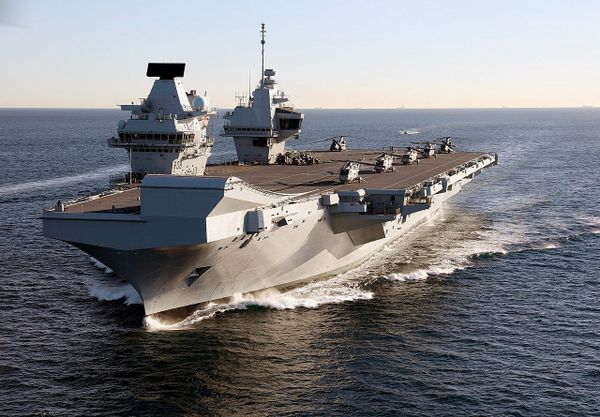 Авианосец «Queen Elisabeth»