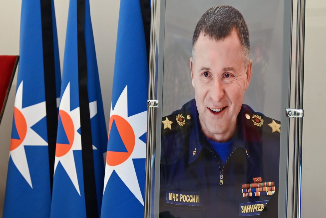Прощание с главой МЧС Е. Зиничевым