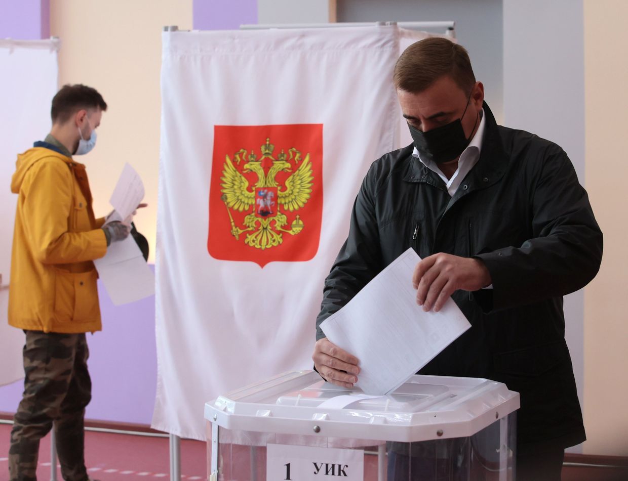 В России стартовали выборы депутатов Госдумы, законодательных органов и глав субъектов федерации