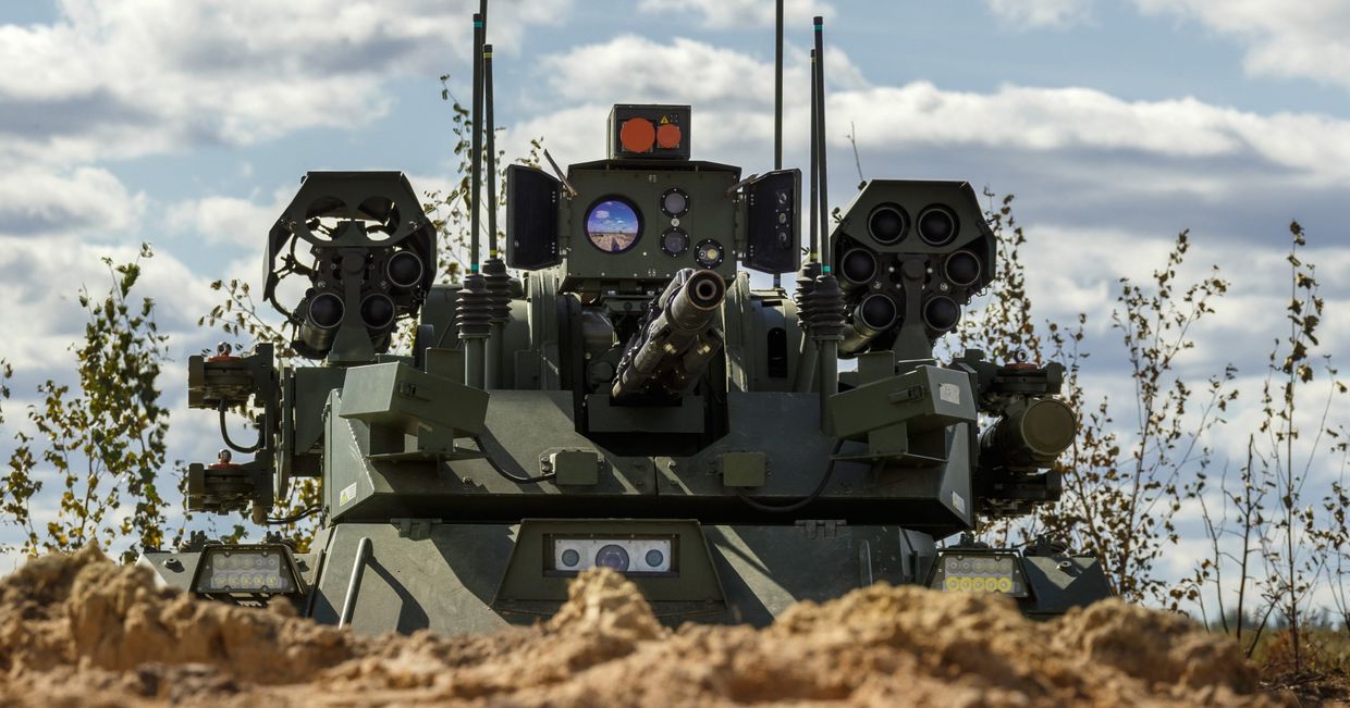 Ударный роботизированный комплекс (РТК) Уран-9 на полигоне Мулино в Нижегородской области