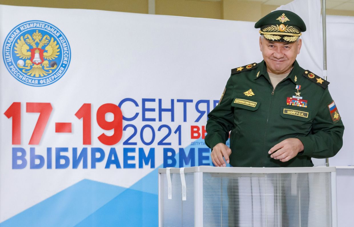 Министр обороны РФ  С. Шойгу проголосовал на выборах депутатов Госдумы