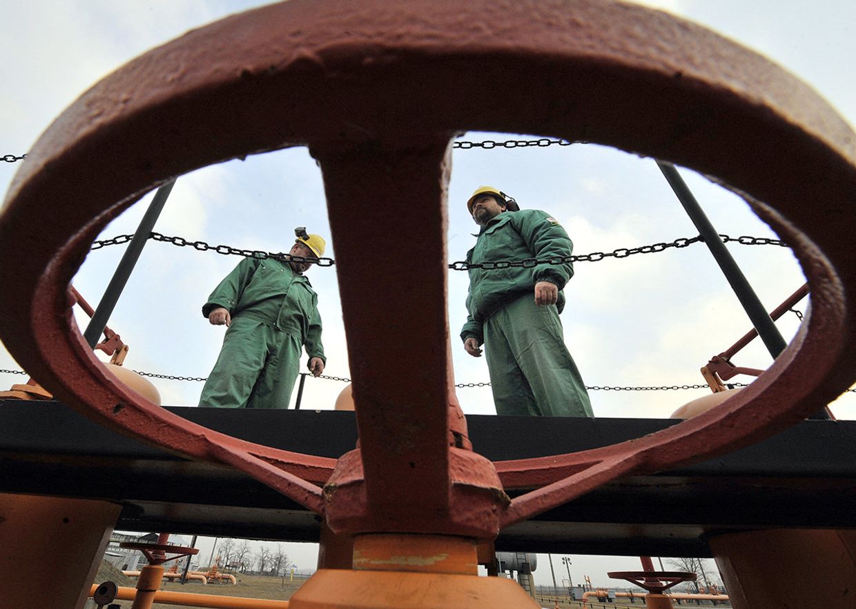 Клапан в газовом центре в городе Векшес, недалеко от Будапешта