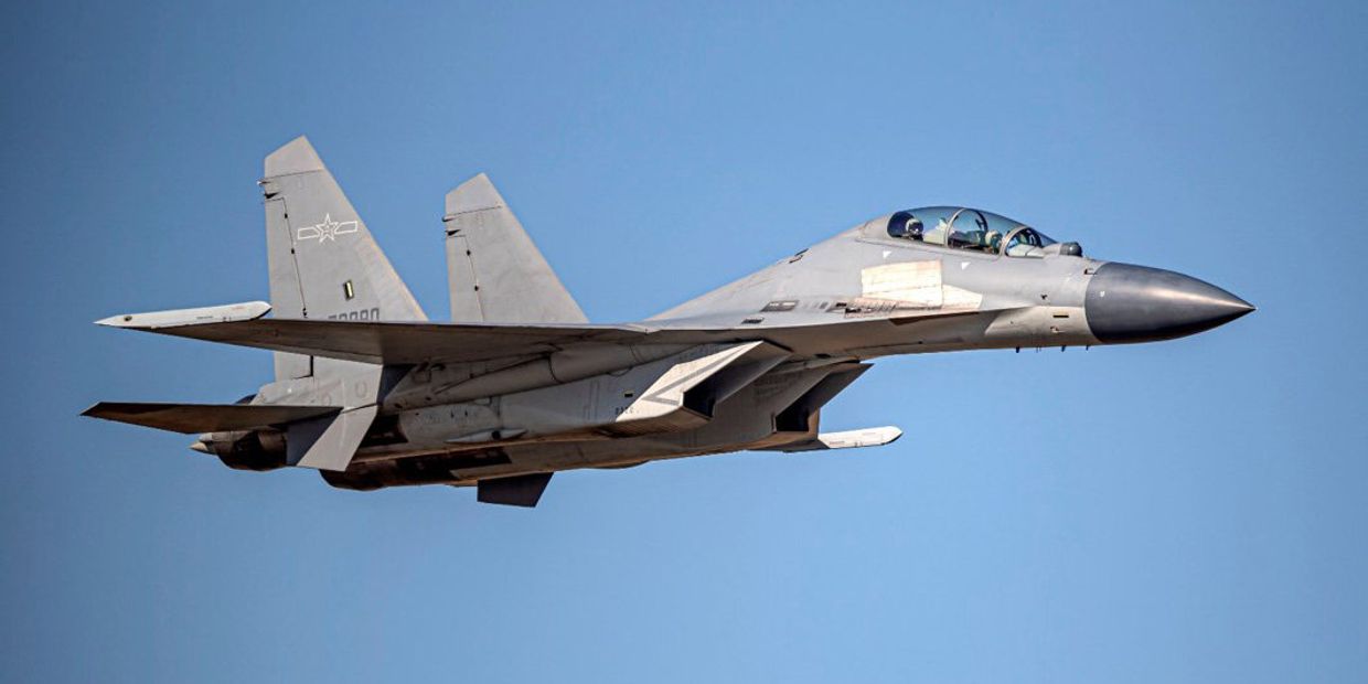 Китайский истребитель Shenyang J-16