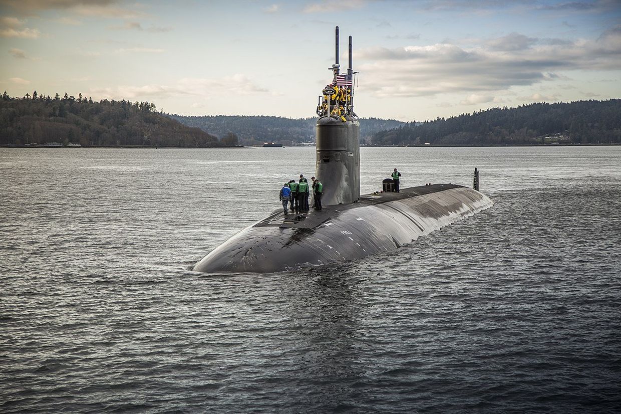 Атомная подводная лодка USS Connecticut