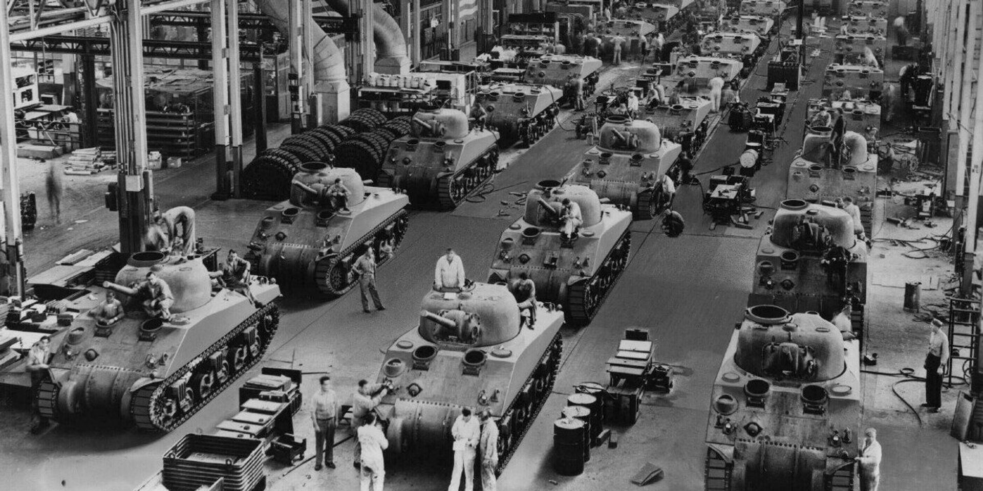 Сборочный цех танка M4 Sherman - ИноСМИ, 1920, 05.10.2025