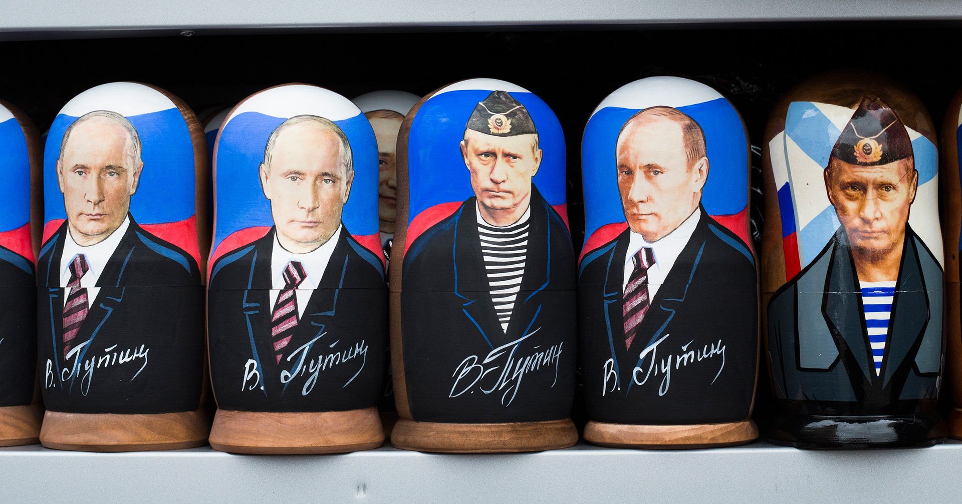 Сувенирная продукция с изображением Владимира Путина в одном из магазинов в Москве - ИноСМИ, 1920, 18.10.2021