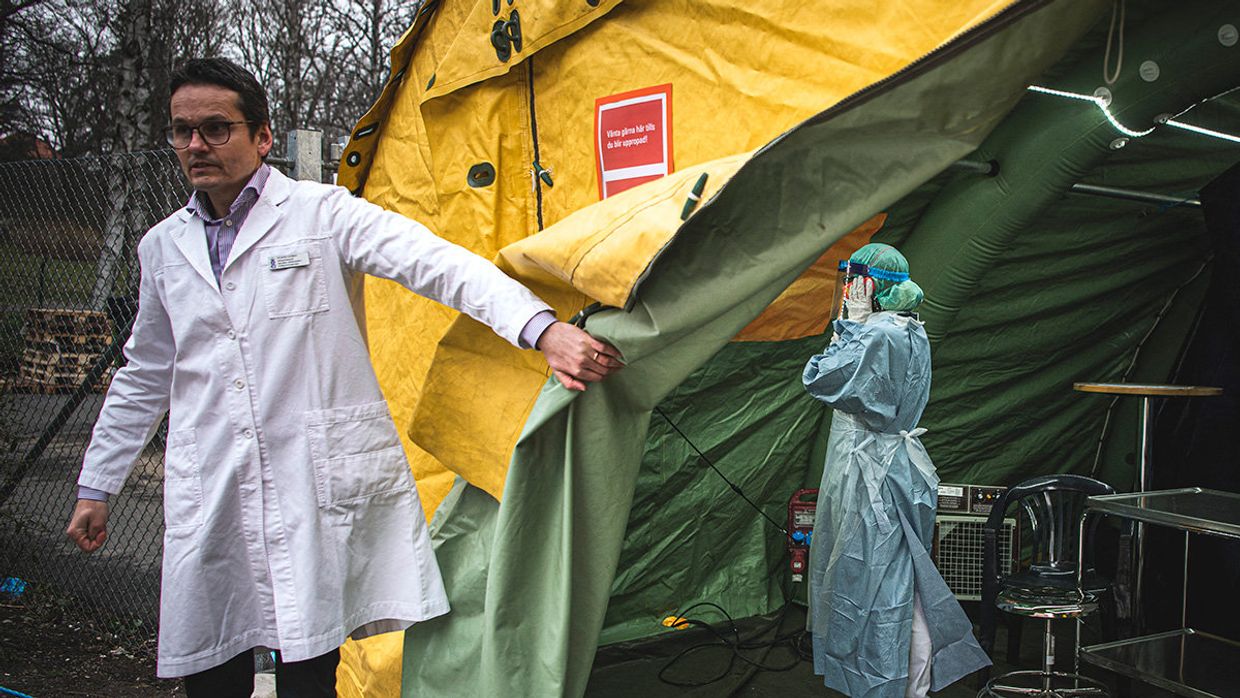 Палатка для приема больных covid-19 в Стокгольме, Швеция