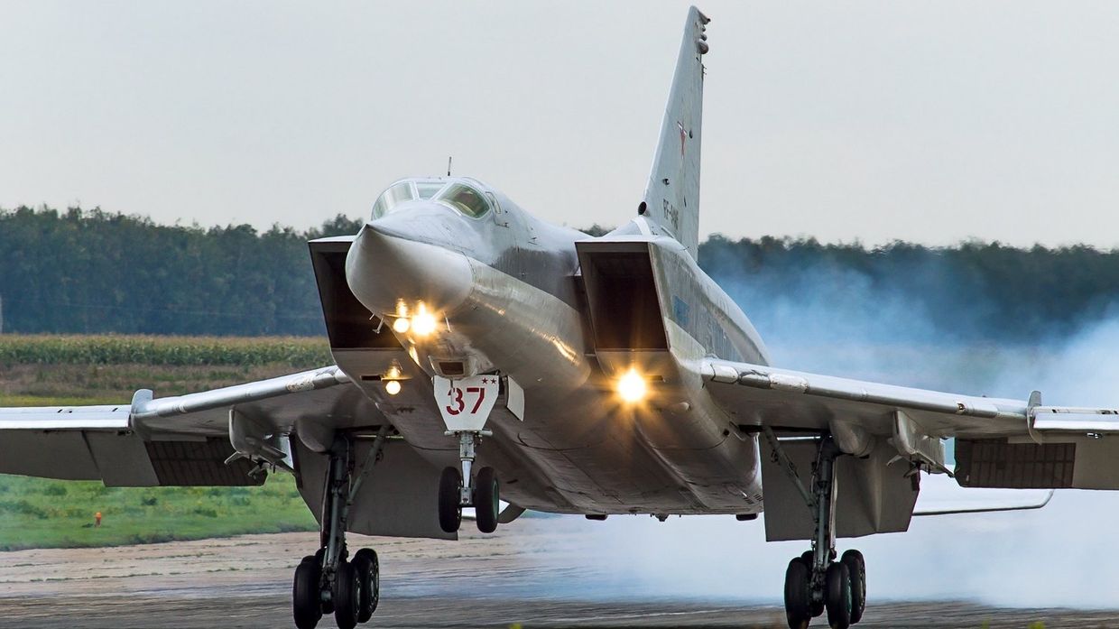 Бомбардировщик Ту-22М3