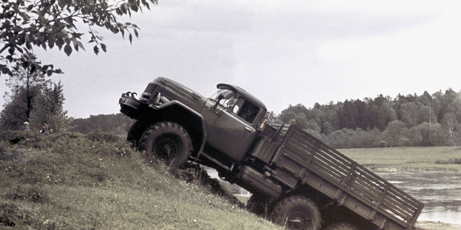 Грузовой автомобиль ЗИЛ-131 - ИноСМИ, 1920, 15.11.2021