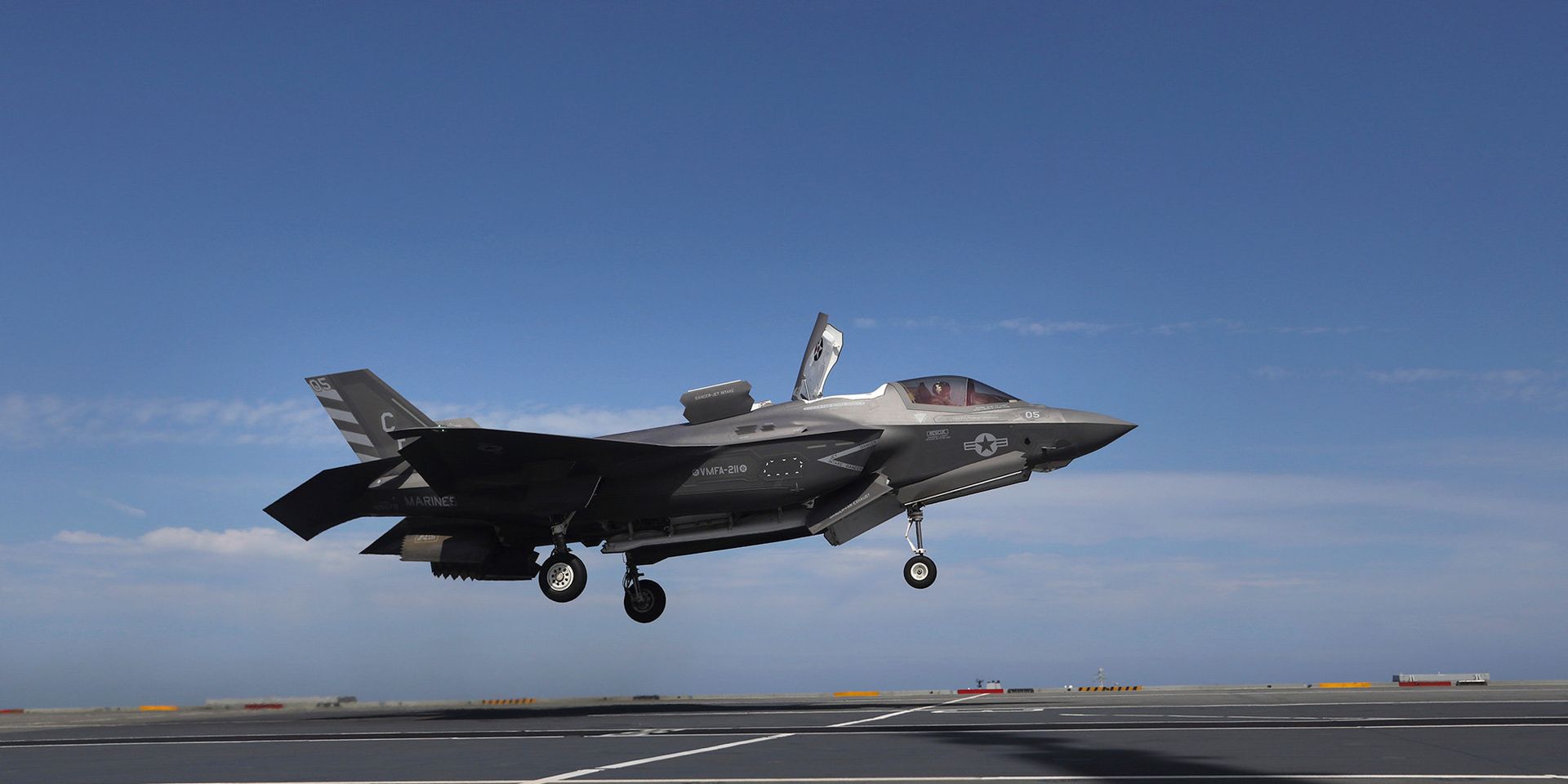 Истребитель F-35B взлетает с авианосца HMS Queen Elizabeth - ИноСМИ, 1920, 01.02.2024