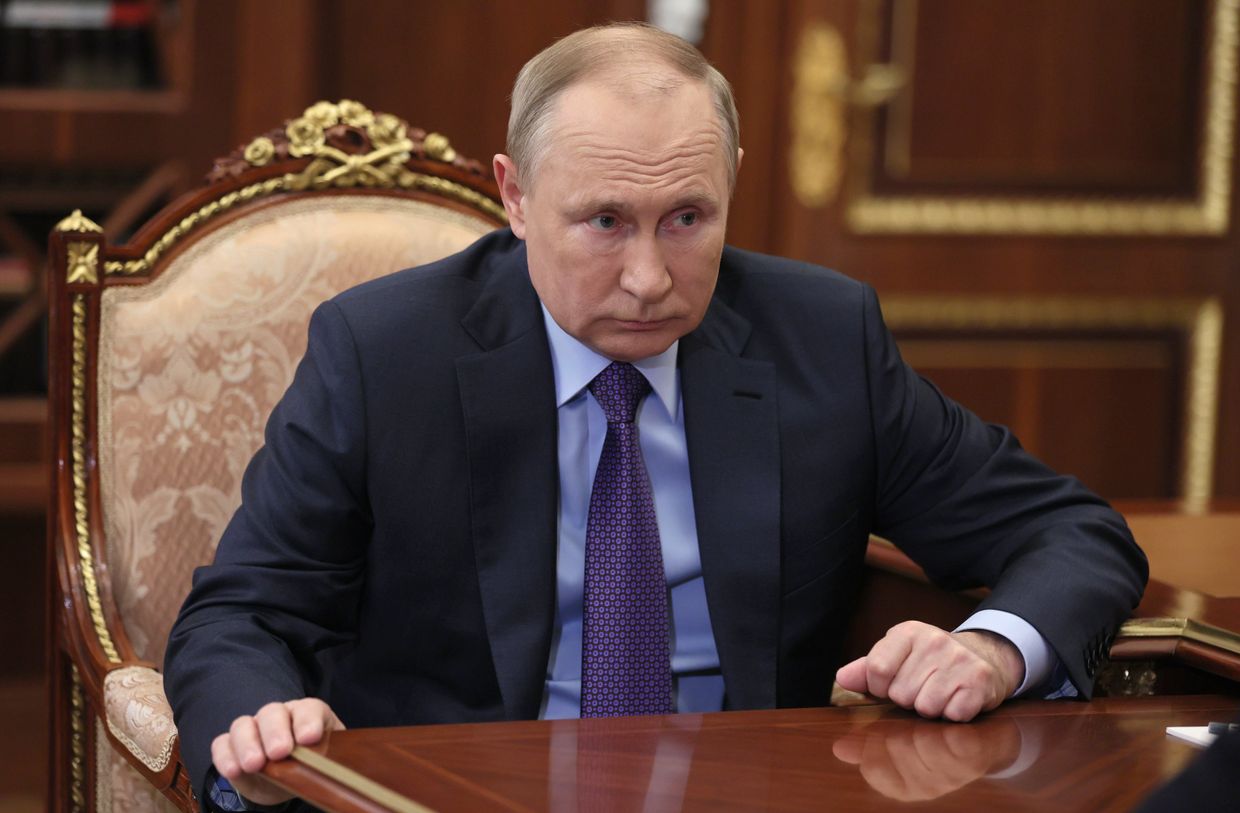 Президент РФ В. Путин встретился с руководителем ФНС Д. Егоровым Президент РФ В. Путин встретился с руководителем ФНС Д. Егоровым