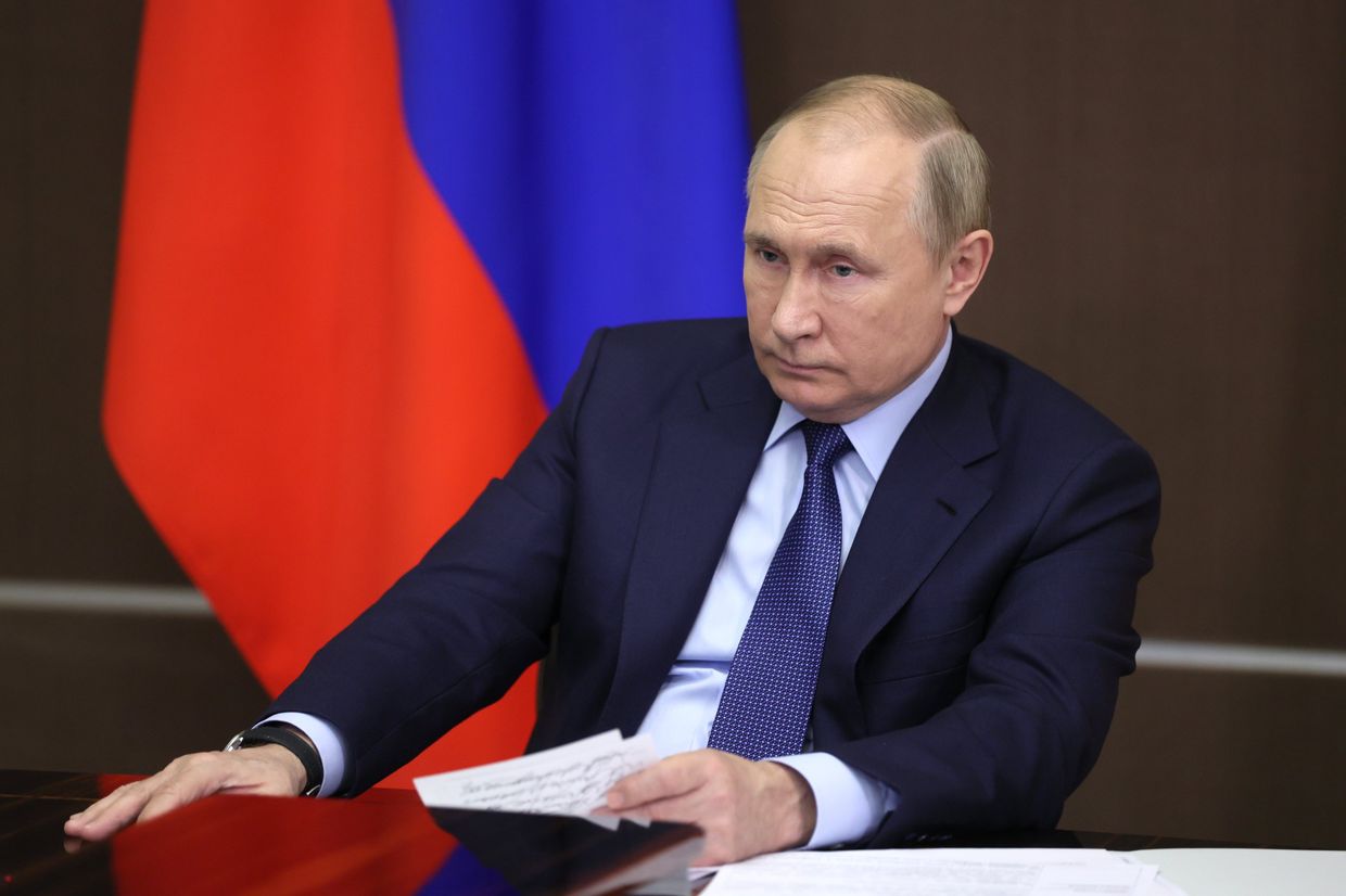 Президент РФ В. Путин провел совещание с членами правительства РФ