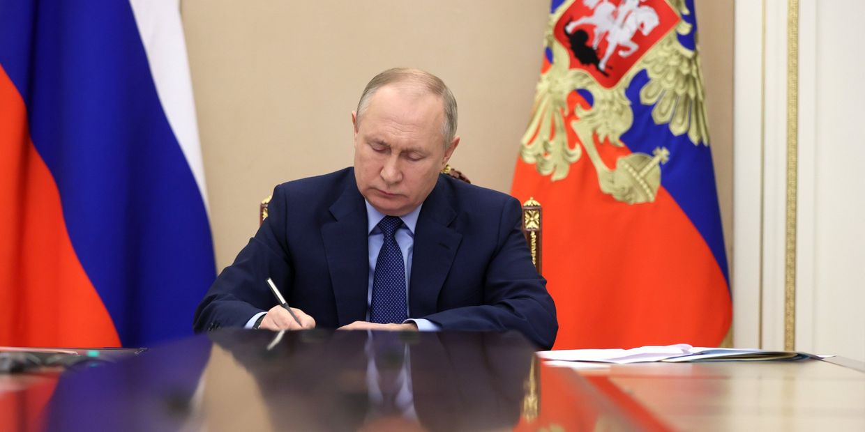Президент РФ В. Путин провел совещание о ситуации в угольной отрасли Кузбасса