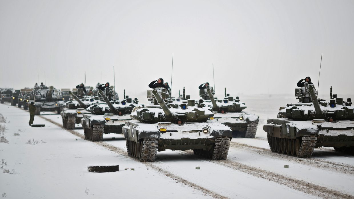 Танки Т-72 на репетиции парада