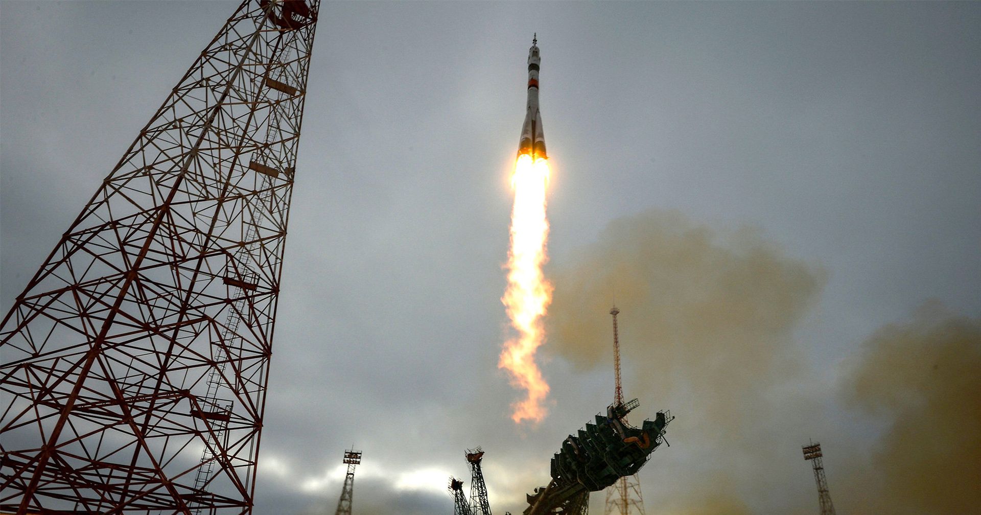 Запуск пилотируемого  корабля Союз МС-20 с японскими туристами с космодрома Байконур - ИноСМИ, 1920, 09.12.2021