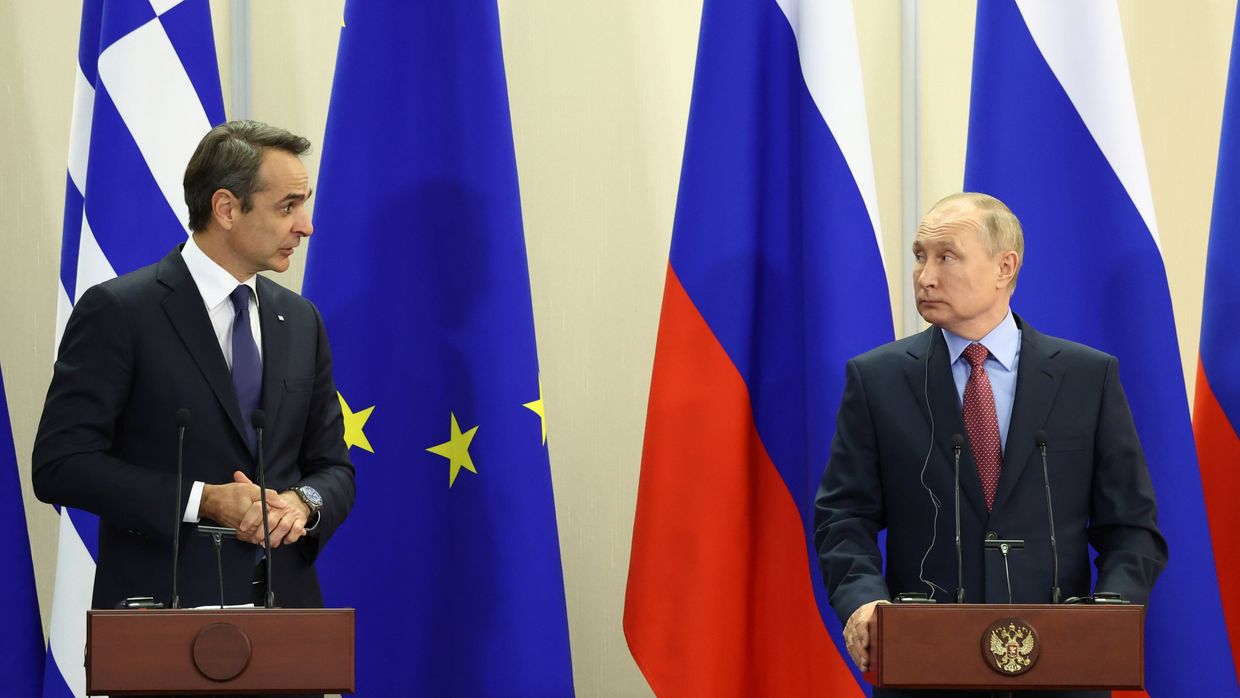 Президент РФ В. Путин встретился с премьер-министром Греции К. Мицотакисом в Сочи