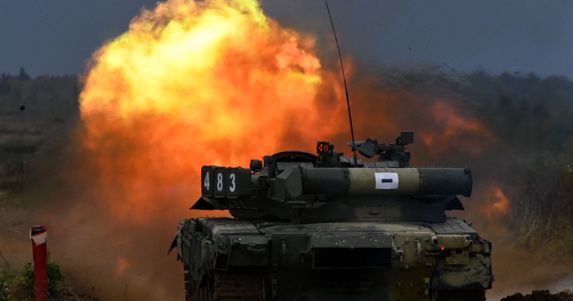 Показные занятия военнослужащих танковой армии Западного военного округа - ИноСМИ, 1920, 14.12.2021