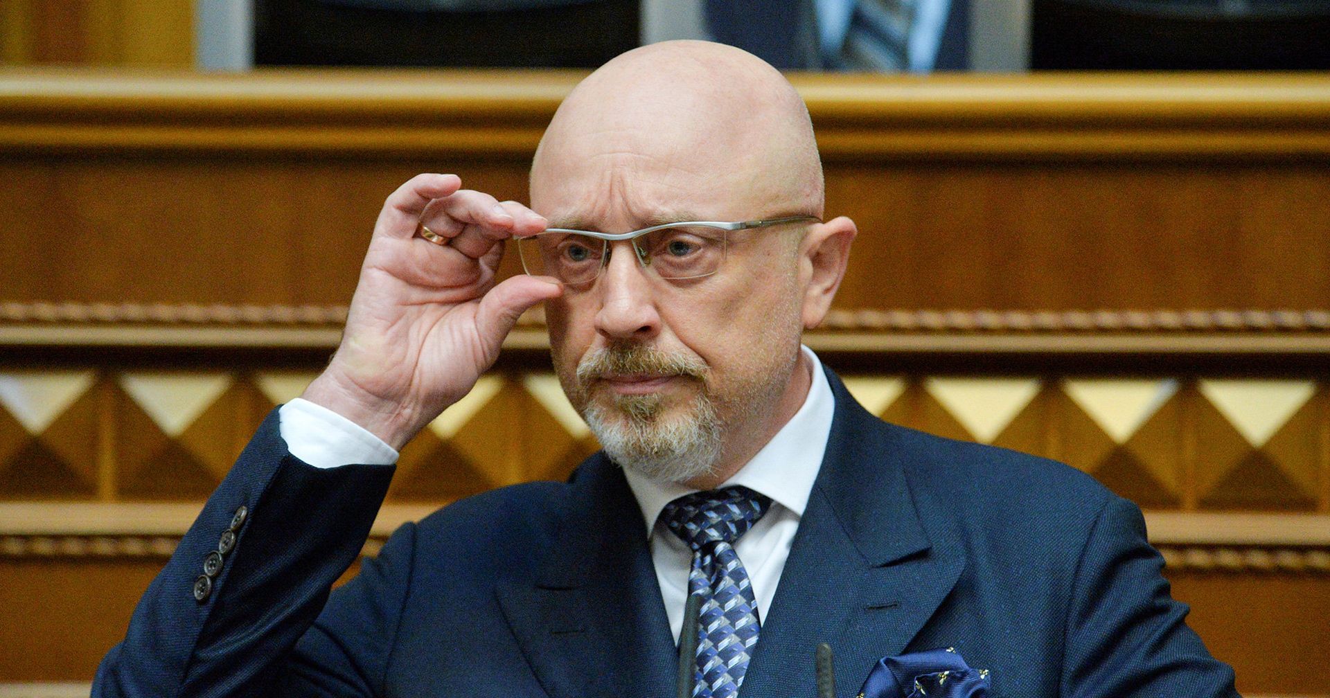 Министр обороны Украины Алексей Резников выступает на заседании Верховной рады Украины в Киеве - ИноСМИ, 1920, 14.12.2021